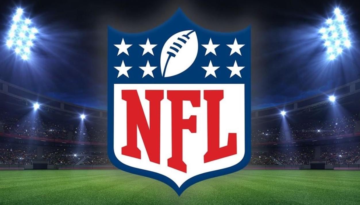 NFLPA President JC Tretter criticizes league on vaccine wristbands –  News-Herald